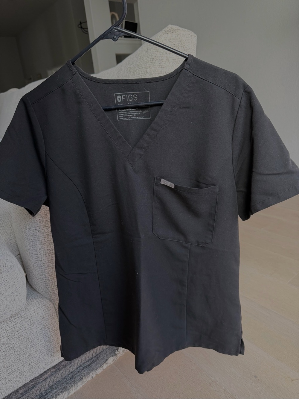 FIGS V-Neck Scrub Top in Black